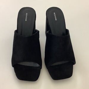 Pretty Little Thing Black Slip on Square Toe Suede Sandals Chunky Block3.5” Heel